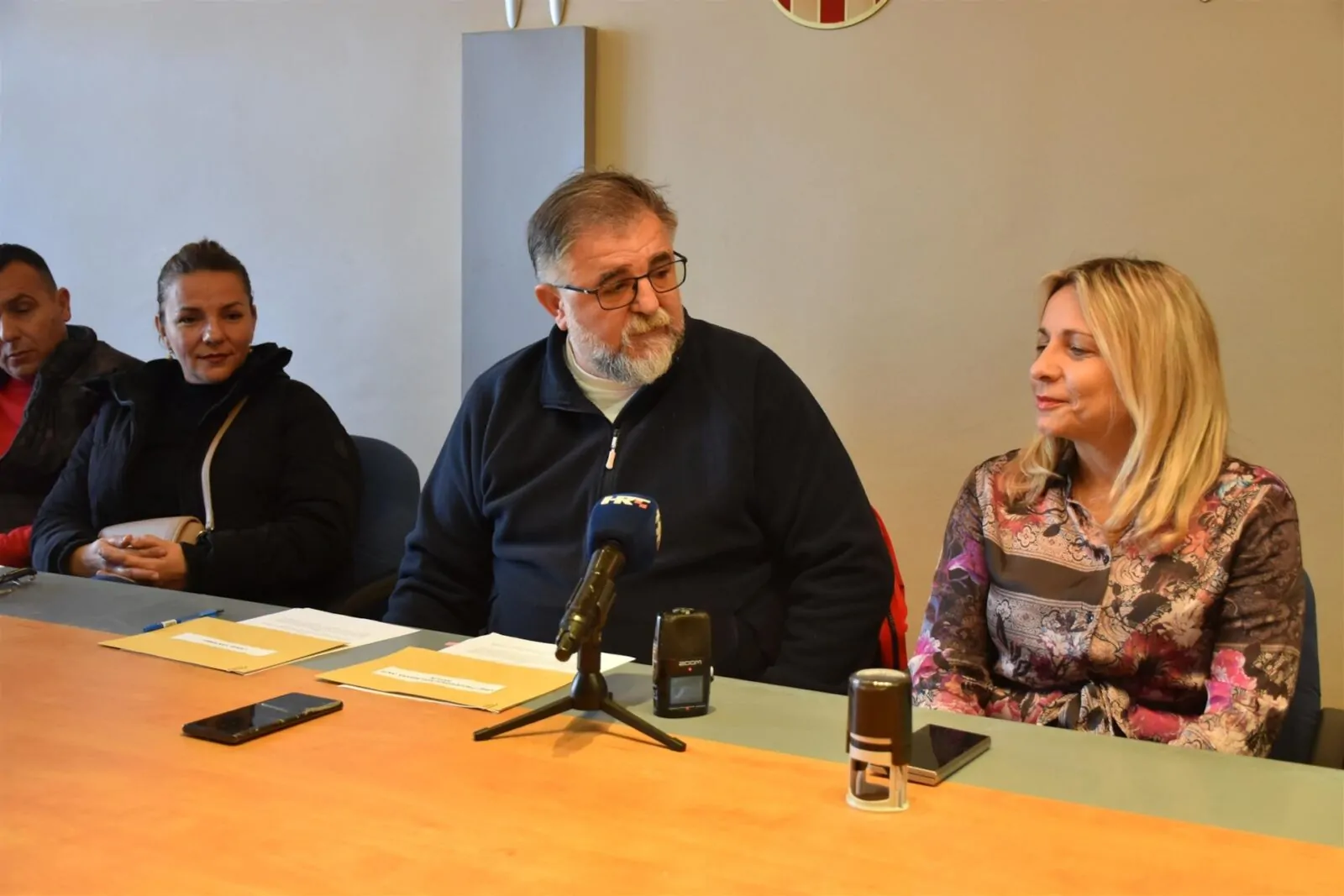 Župan Paško Rakić potpisao ugovore o sufinanciranju projekata i aktivnosti iz područja ribarstva i marikulture - Objava.hr 