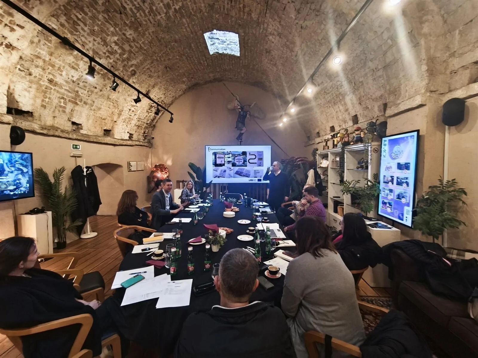 Zamjenik župana Nenad Tisaj na predstavljanju projekta Comings and goings - Objava.hr 