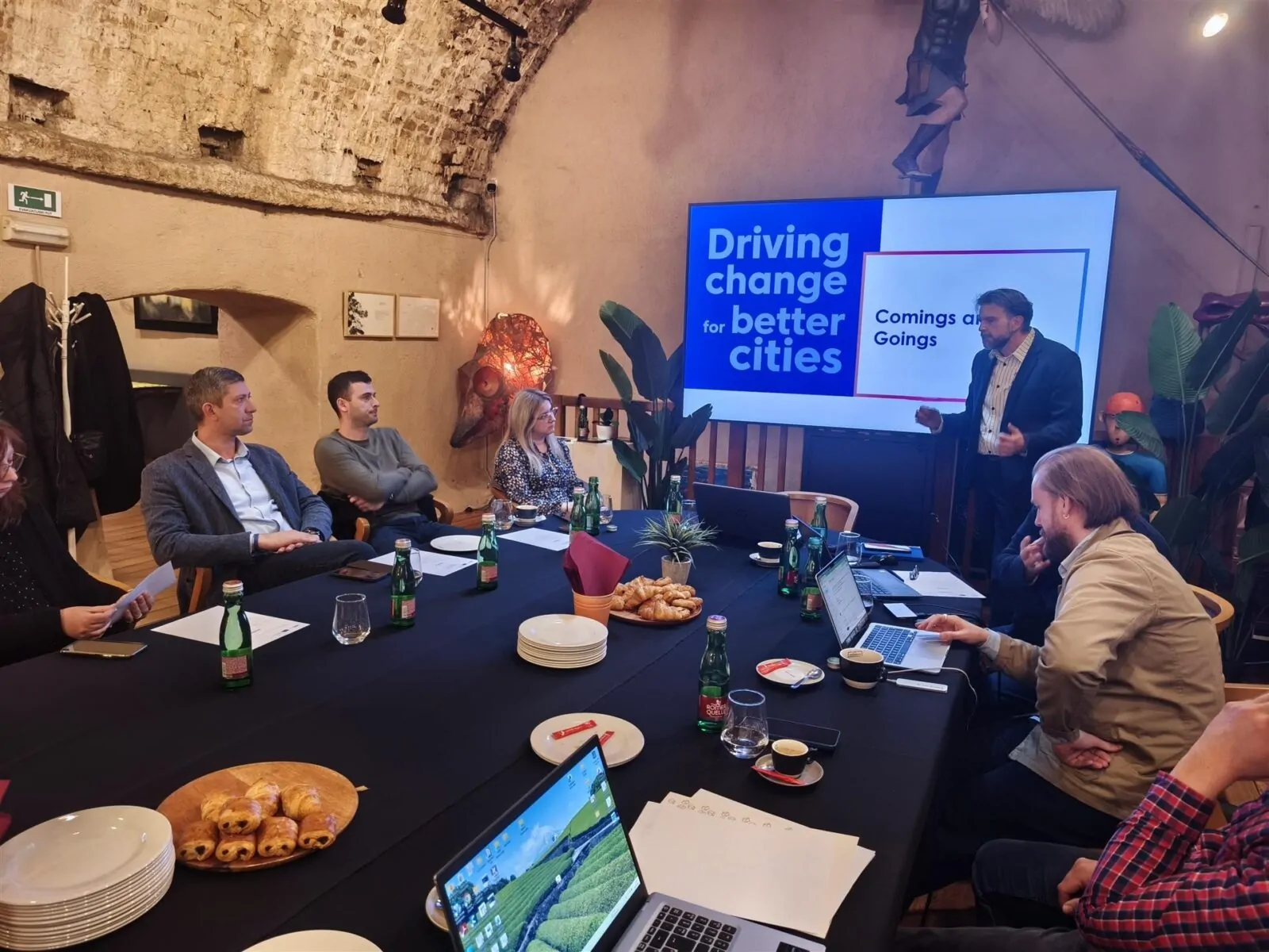 Zamjenik župana Nenad Tisaj na predstavljanju projekta Comings and goings - Objava.hr 