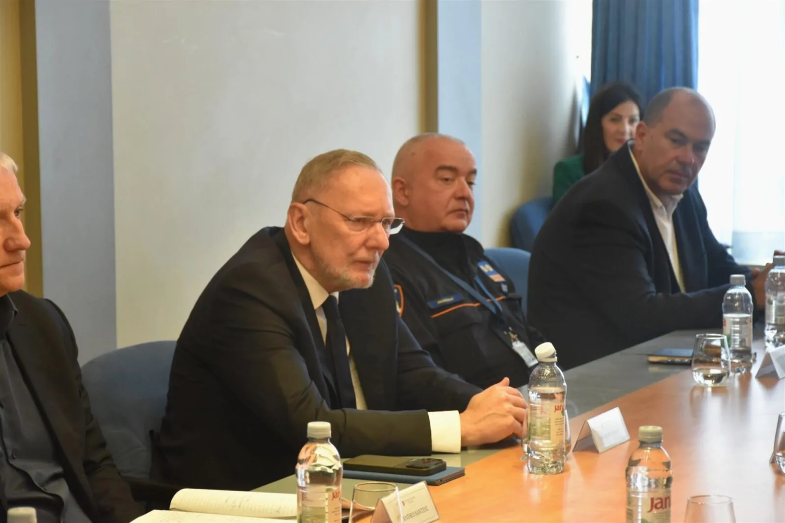 Božinović u Šibeniku: sastanak sa županom i predavanje o sigurnosti i mladima - Objava.hr 