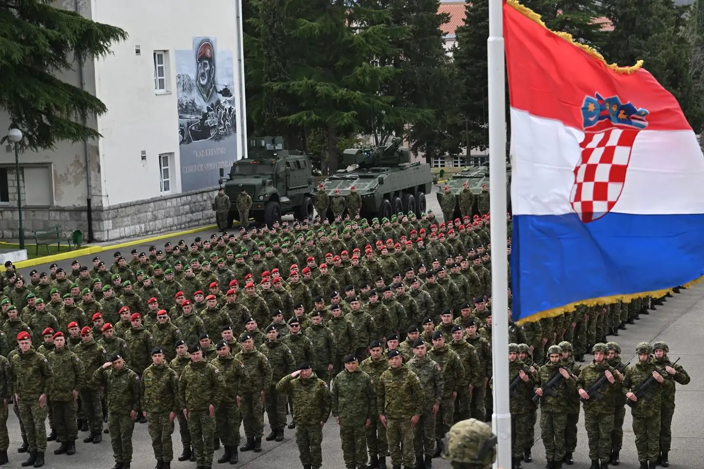 Svečano u Kninu: 19 godina Gardijske mehanizirane brigade OSRH