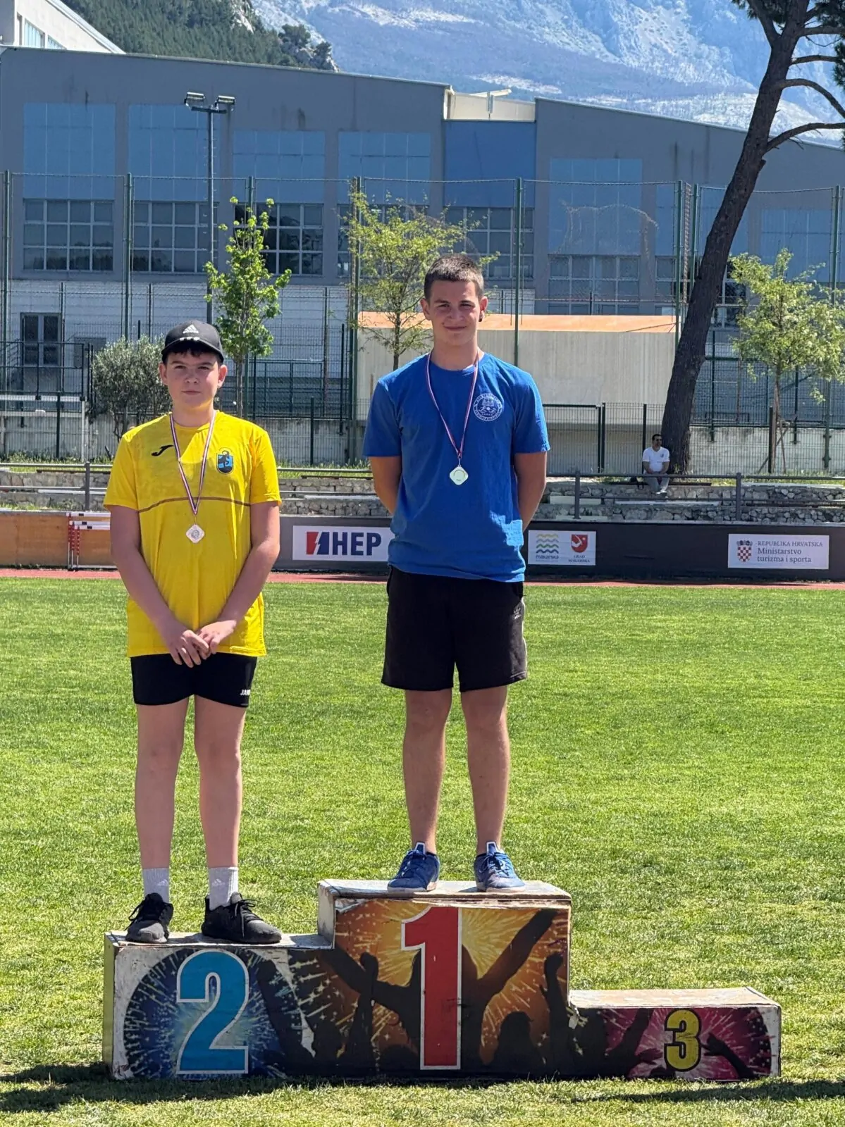 7 medalja za Atletski klub Knin na 2. kolu Dalmatinske atletske lige - Objava.hr 