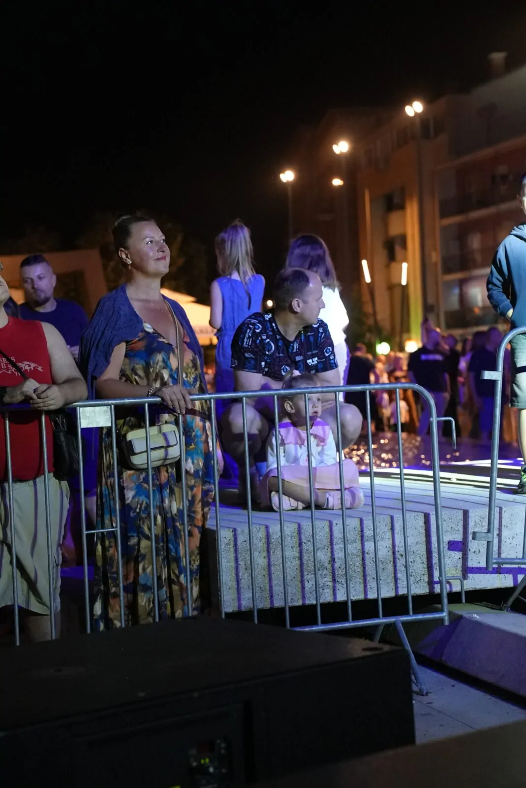 Matija Cvek oduševio publiku na kninskom trgu povodom Dana grada i blagdana sv. Ante - Objava.hr 