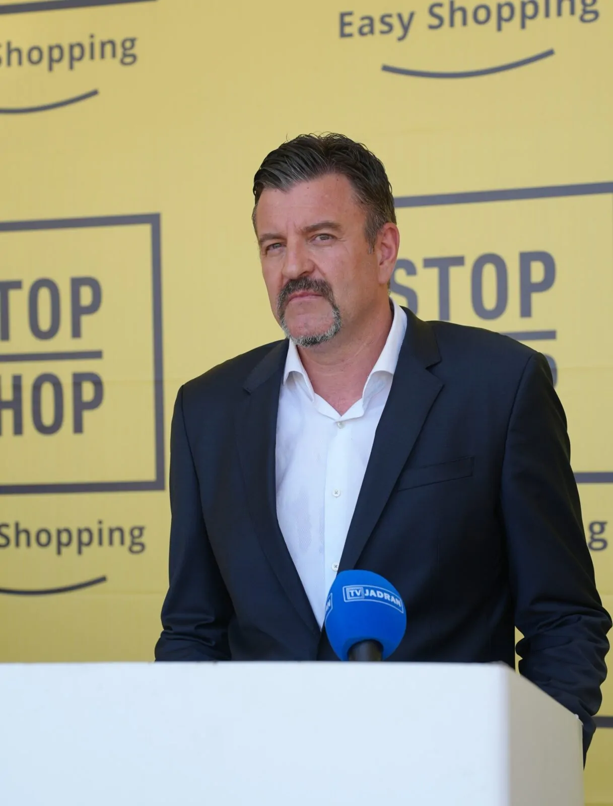 U Kninu svečano otvoren STOP SHOP - Objava.hr 