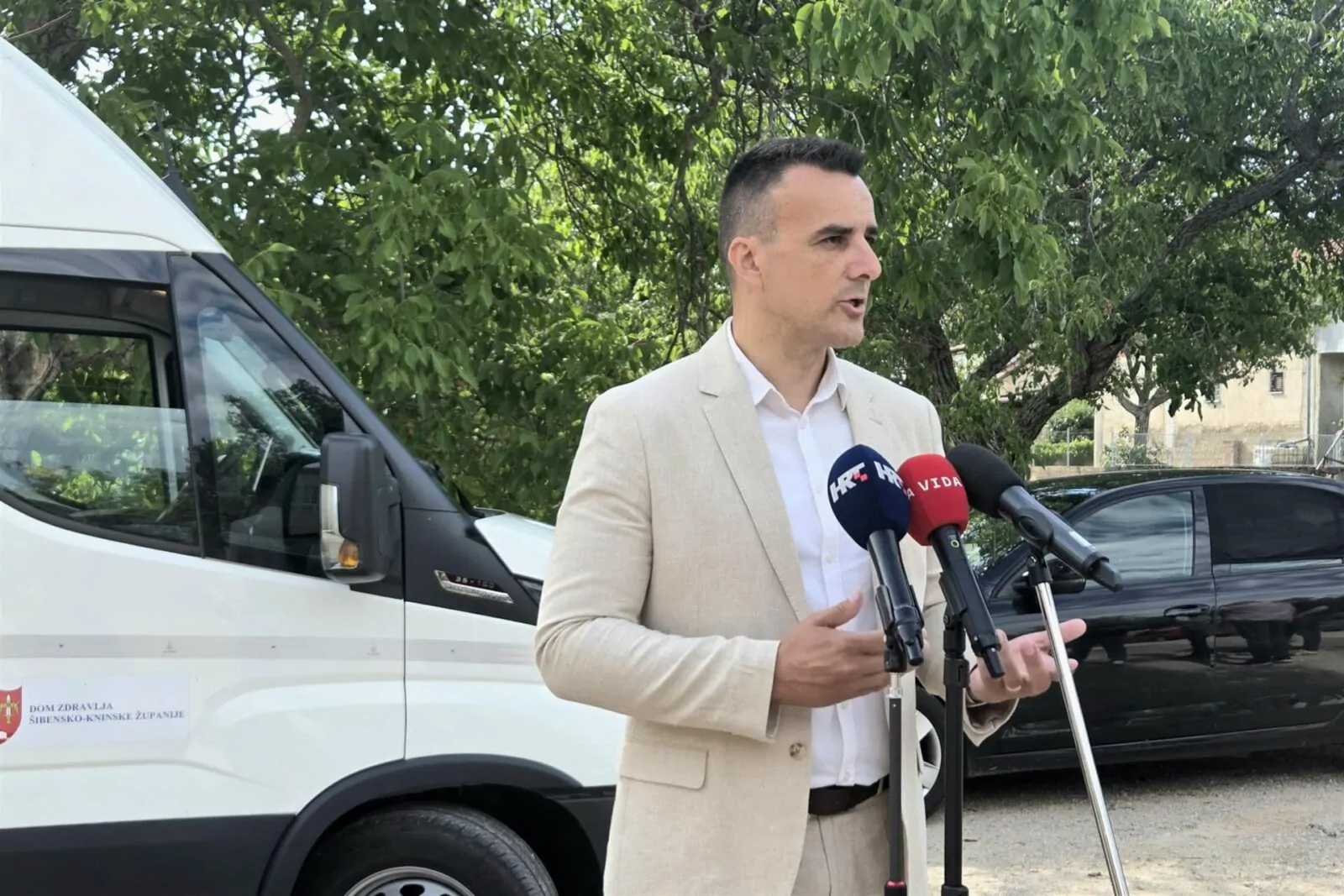 Počela s radom prva županijska mobilna ambulanta - Objava.hr 