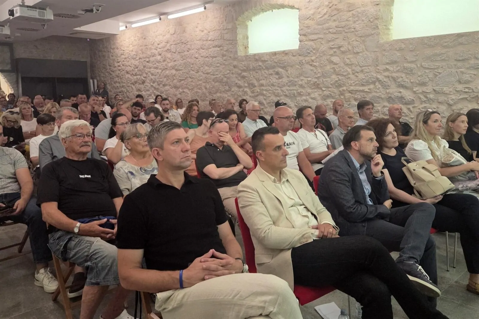 Veliki interes građana za javno izlaganje o Prijedlogu VII. izmjena i dopuna županijskog PP-a - Objava.hr 