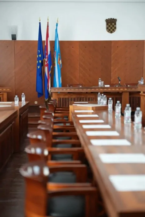 Održana 14. sjednica Gradskog vijeća Grada Knina: Razmatrana izvješća ustanova, zelena obnova i prostorno planiranje