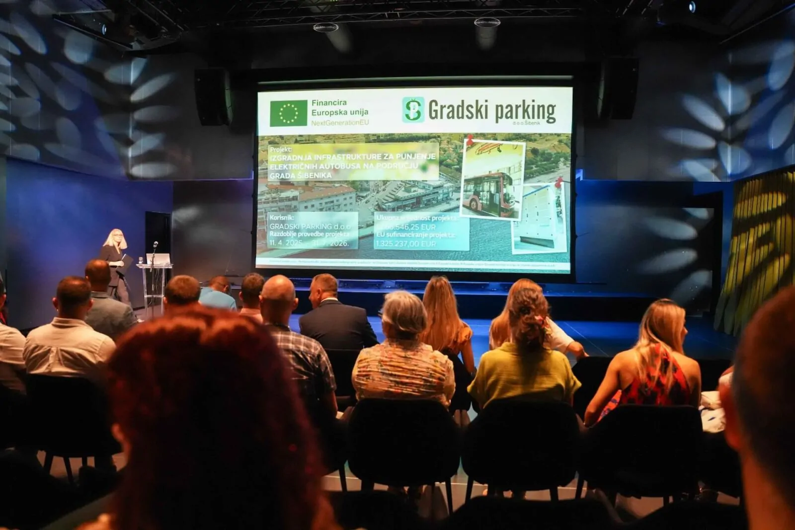 Šibenik dobio punionice za električne autobuse – održana završna konferencija projekta „Izgradnja infrastrukture za punjenje električnih autobusa na području grada Šibenika“ - Objava.hr 
