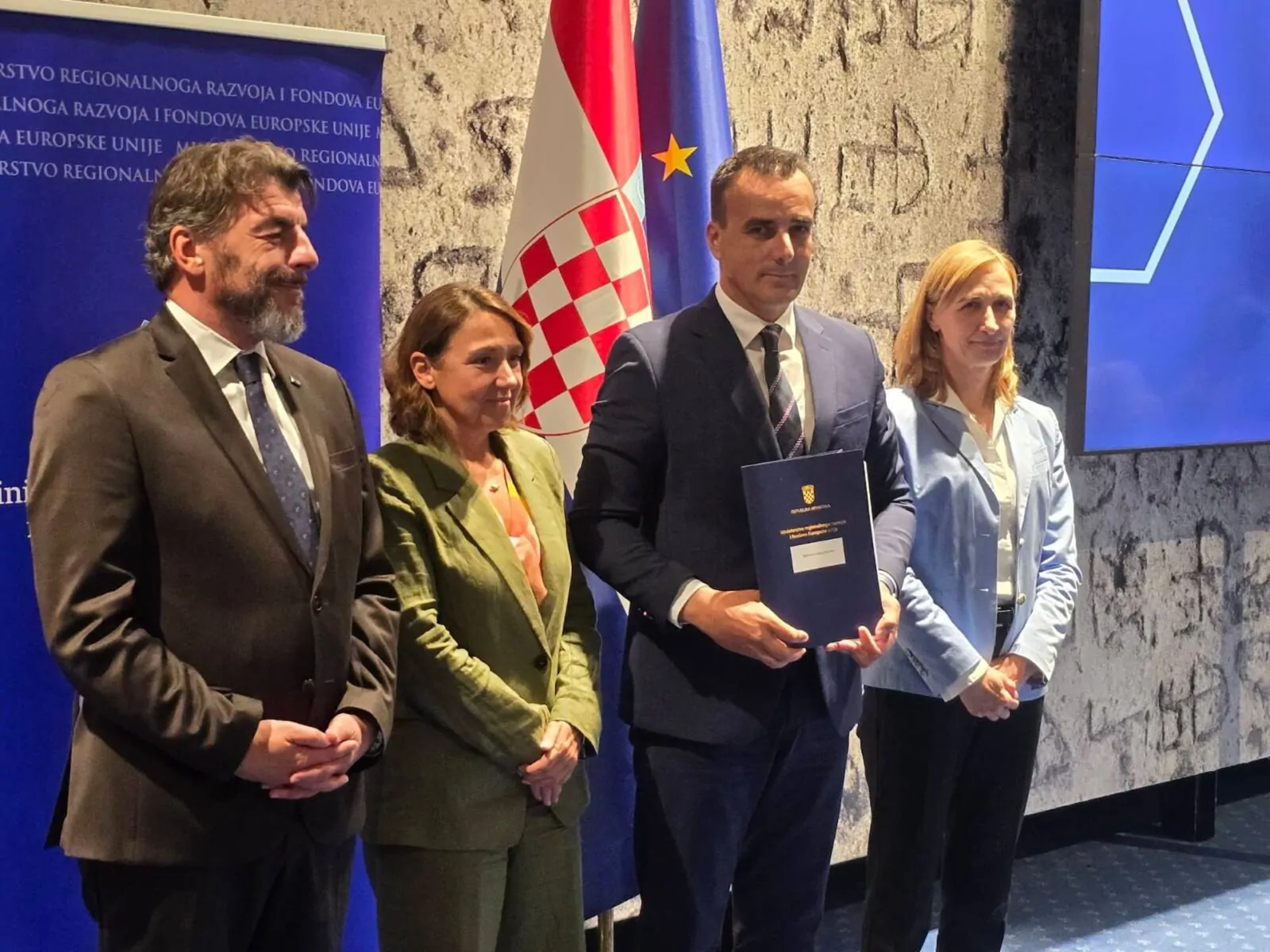 Šibensko-kninskoj županiji gotovo 1,8 milijuna eura za unaprjeđenje zdravstvene zaštite