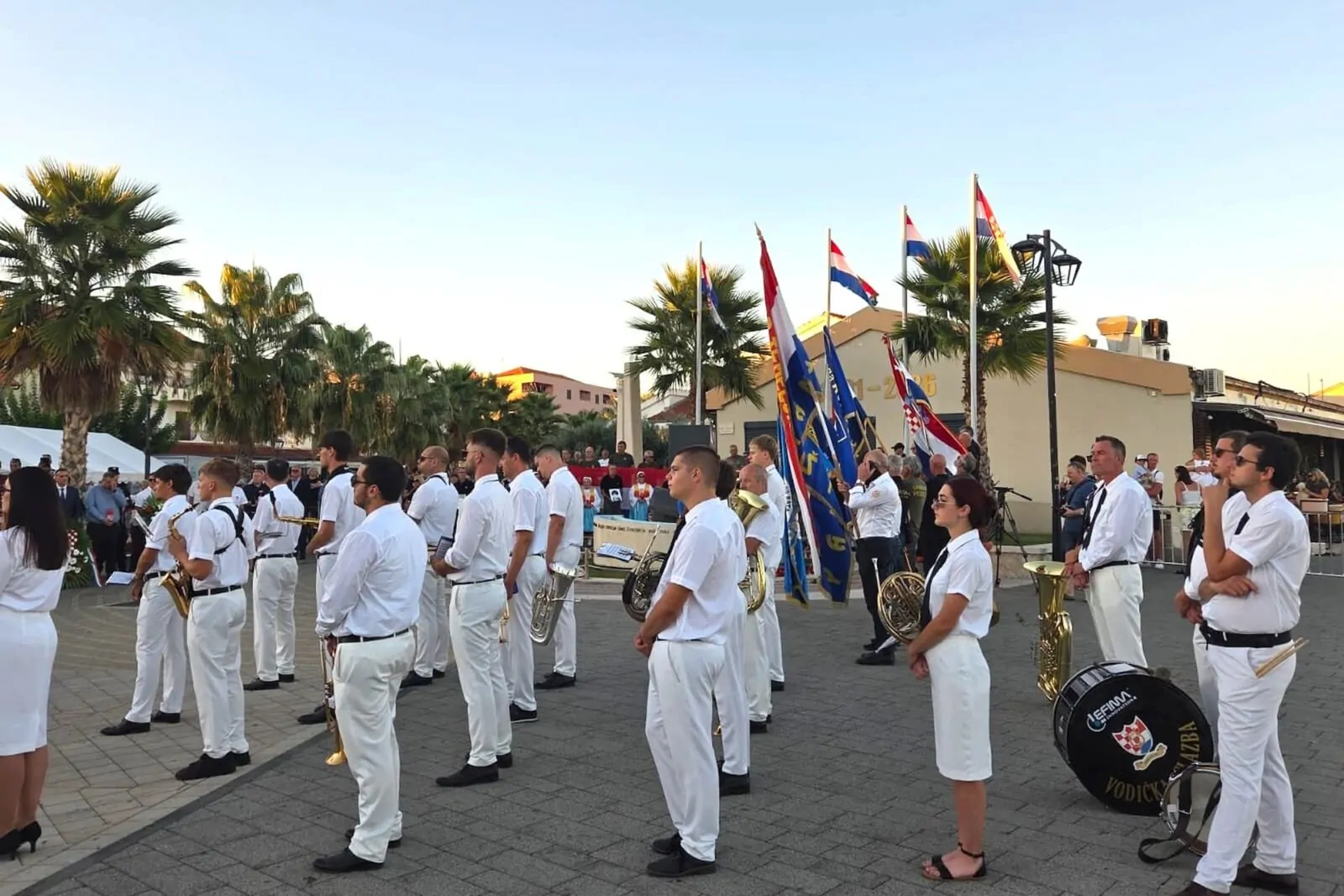„Srcem protiv čelika”: U Vodicama svečano obilježena 35. godišnjica Rujanskog rata - Objava.hr 