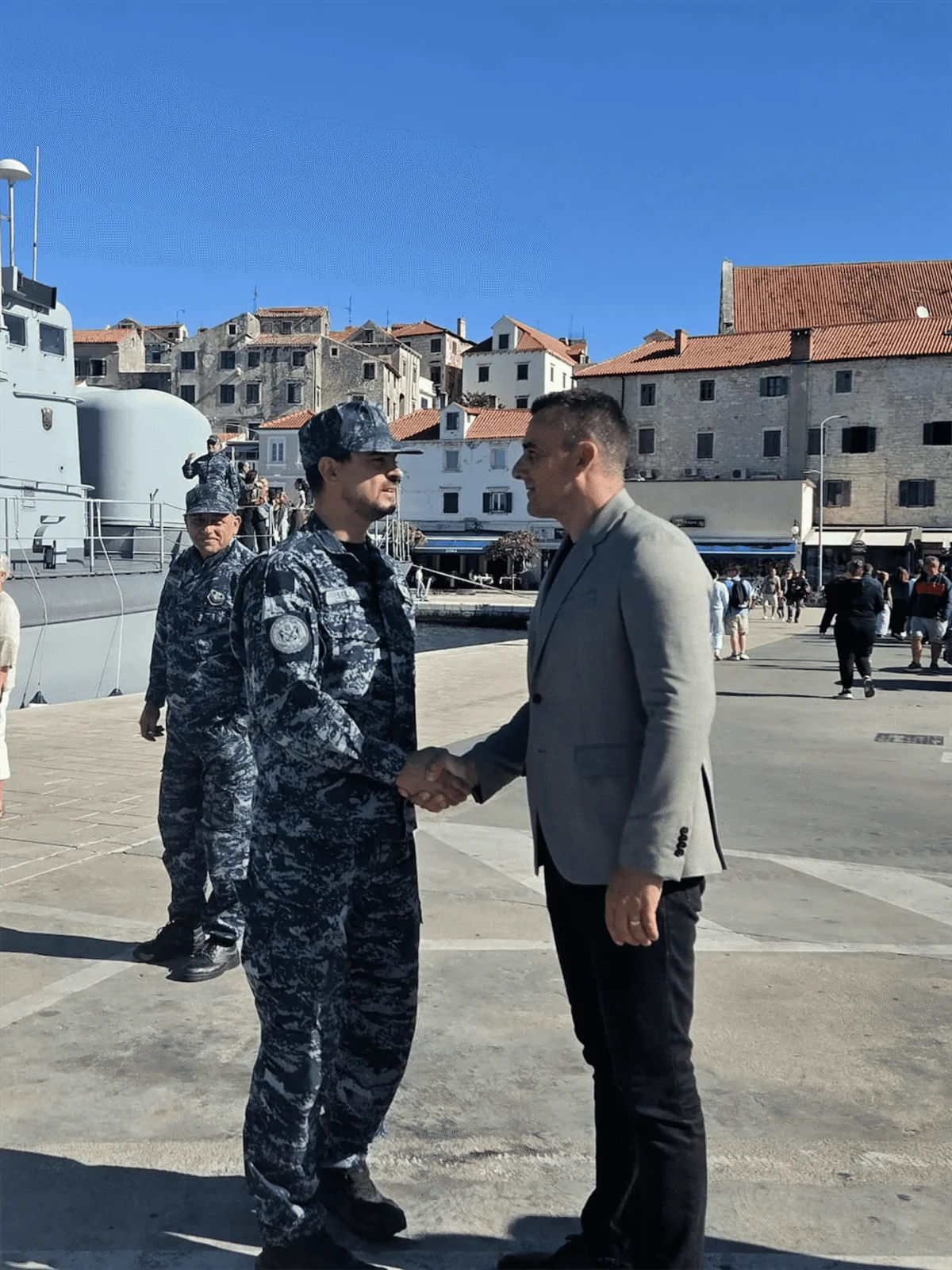 Župan razgledao Tehničko-taktički zbor Ministarstva obrane i Ministarstva unutarnjih poslova - Objava.hr 