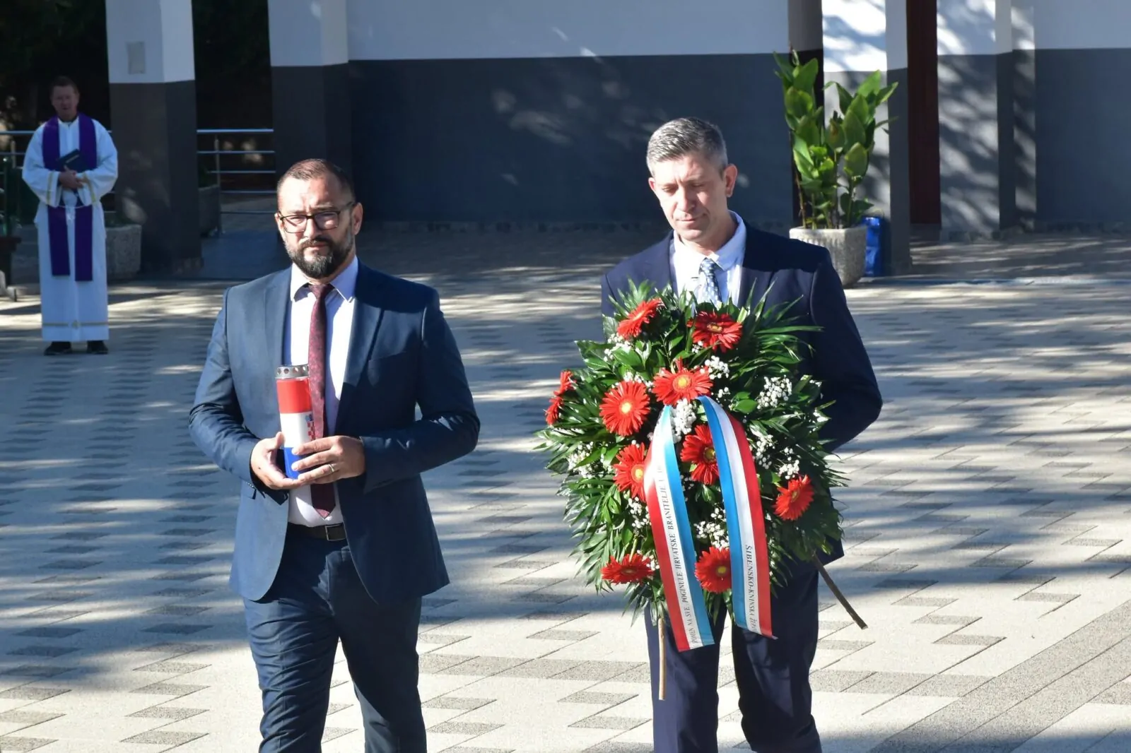 Uoči Dana grada Šibenika položeni vijenci za poginule branitelje na Kvanju