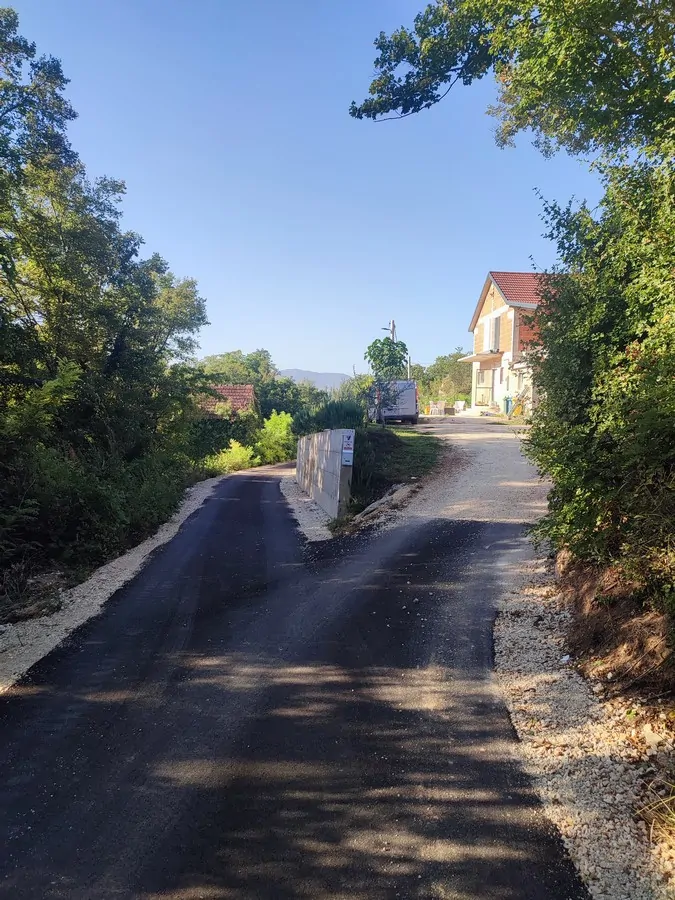 Asfaltiranje nerazvrstanih cesta na području grada Knina i pripadajućih naselja - Objava.hr 