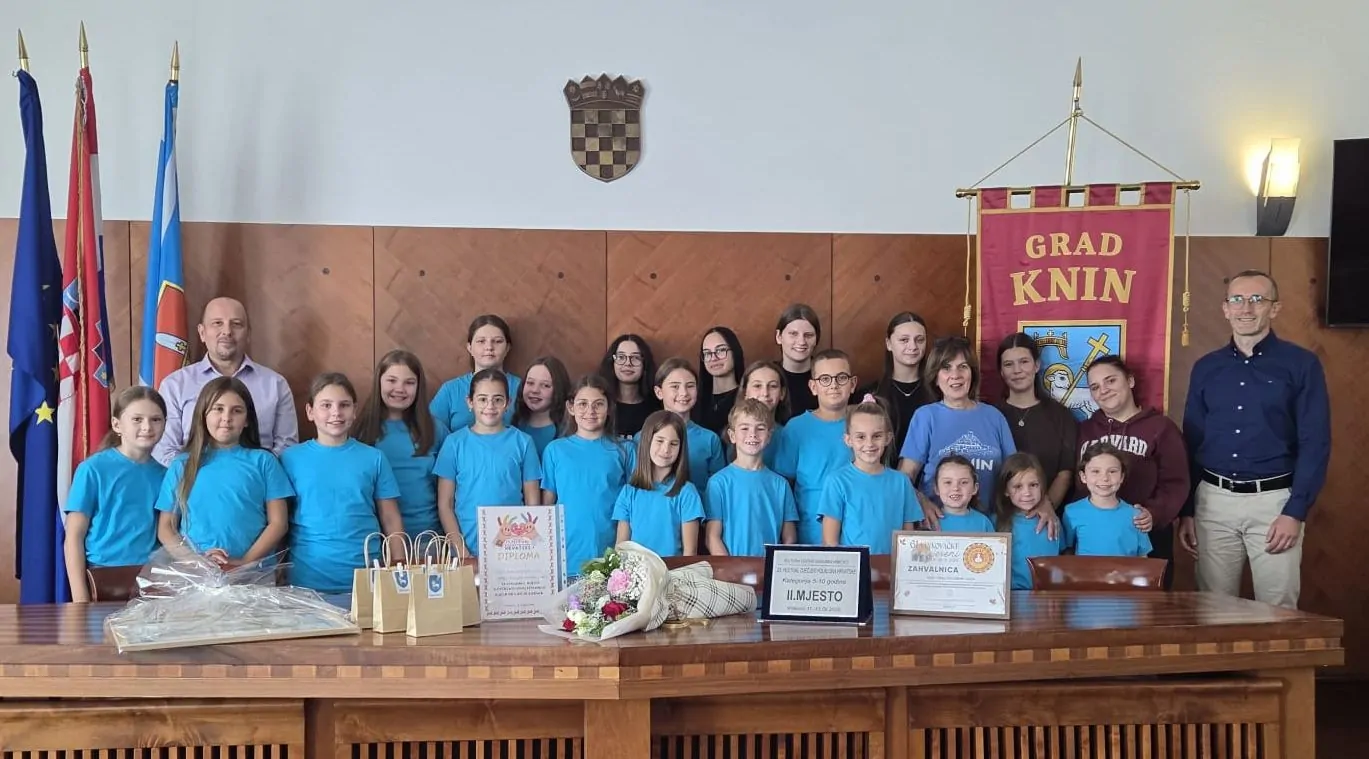 Svečani prijem kod gradonačelnika za članove KUD-a „Kralj Zvonimir“ - Objava.hr 