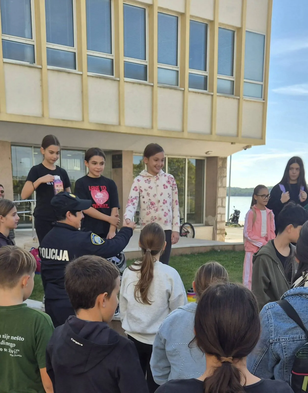 Učenica OŠ dr. Franje Tuđmana iz Knina osvojila prvo mjesto na natjecanju u vožnji bicikla - Objava.hr 