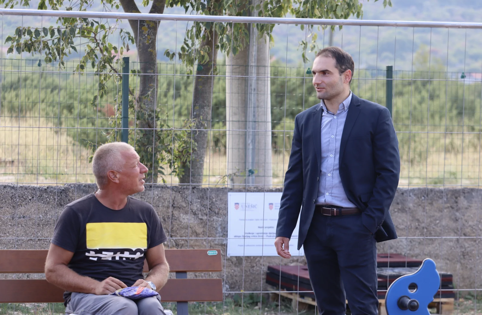 U Unešiću u tijeku više infrastrukturnih projekata: Uređuju se ceste, igrališta i objekti za udruge - Objava.hr 