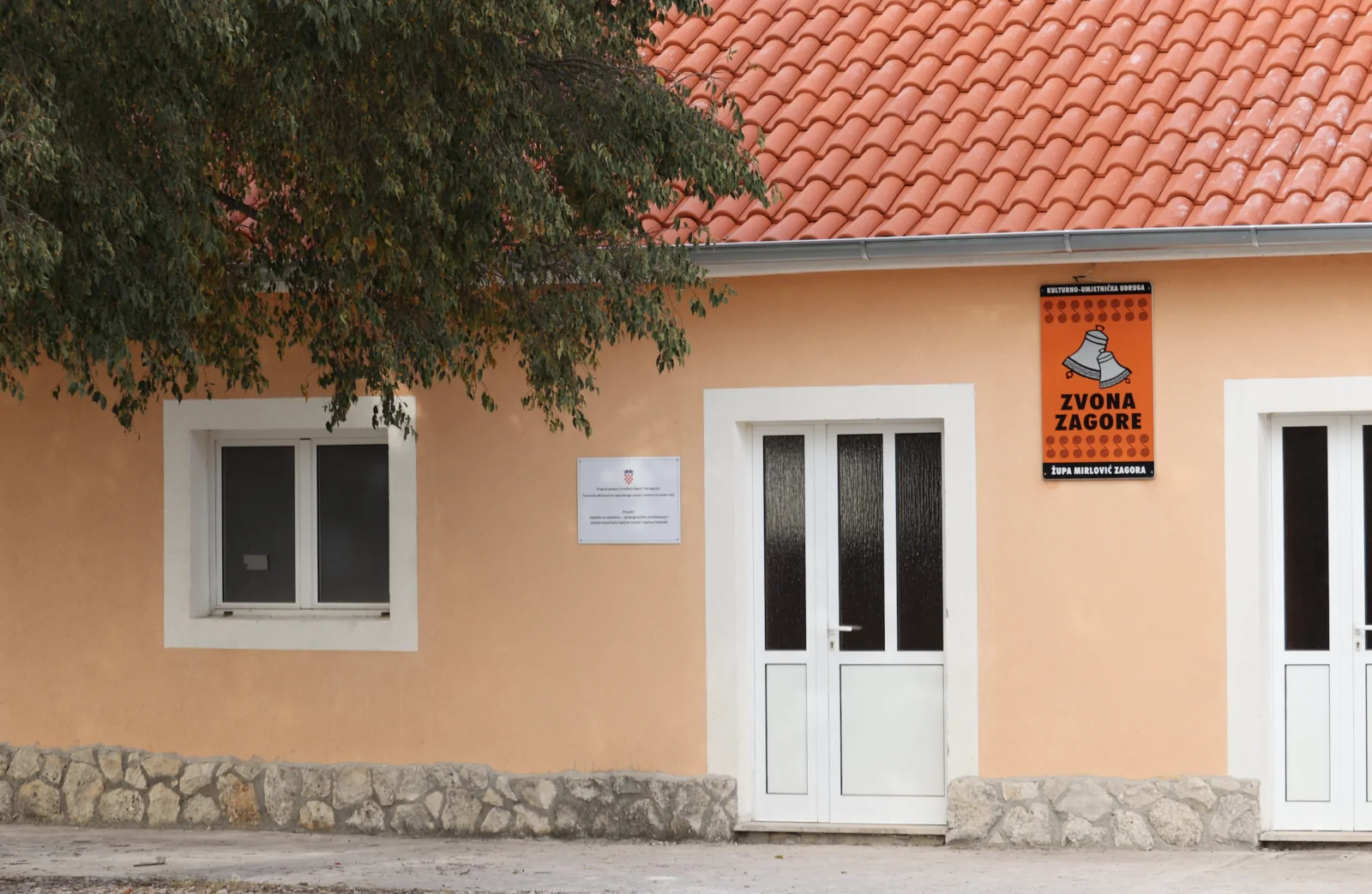 U Unešiću u tijeku više infrastrukturnih projekata: Uređuju se ceste, igrališta i objekti za udruge - Objava.hr 
